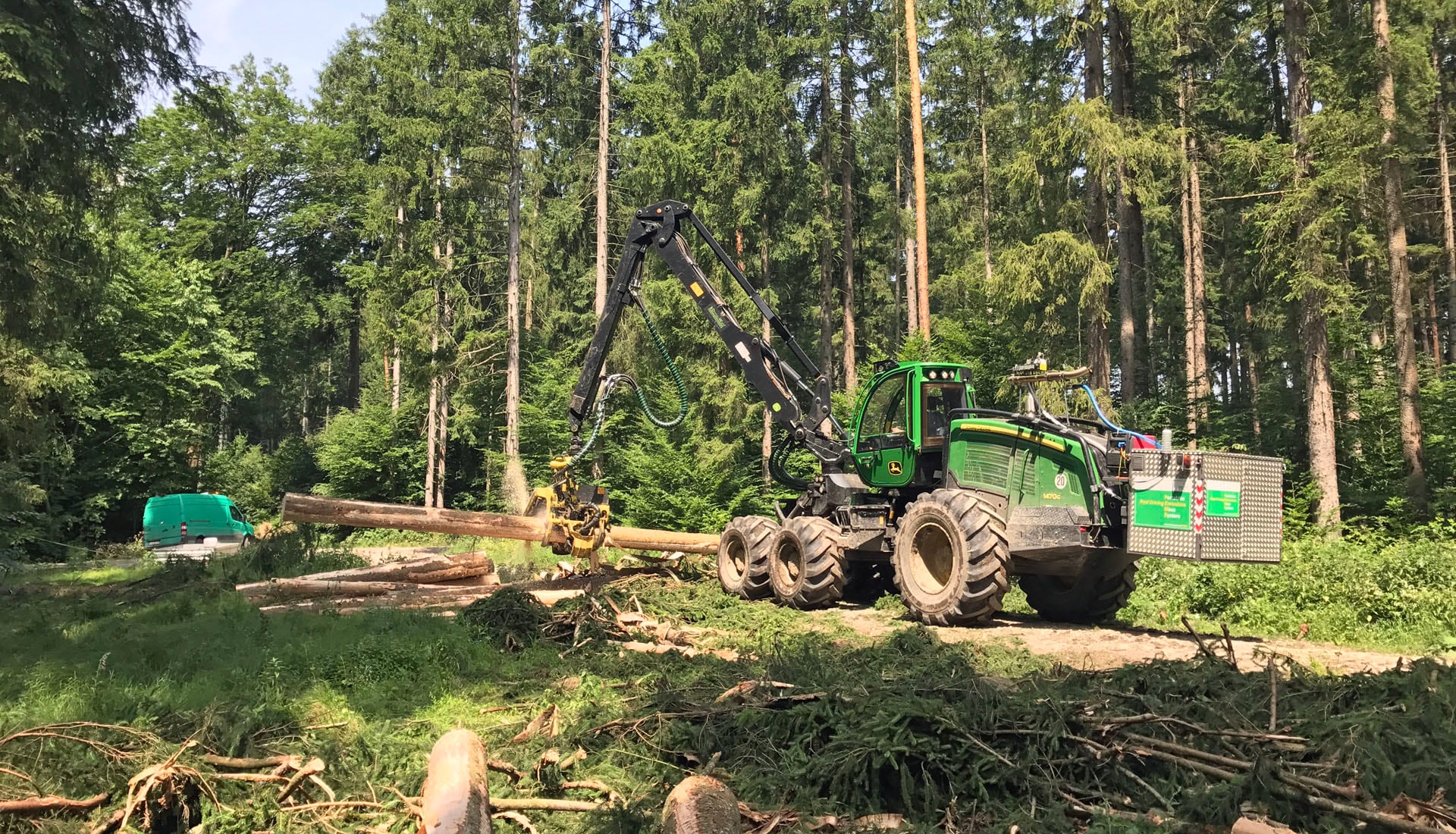 Rapsöl als alternativer Treibstoff in der Forst- und Landwirtschaft