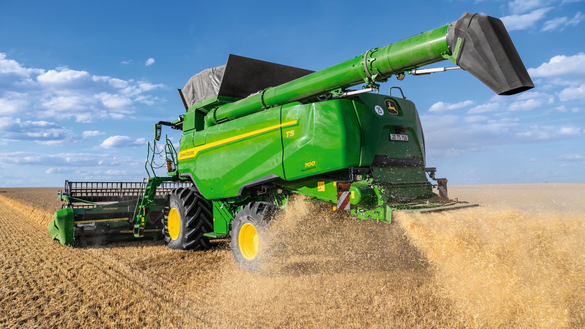 John Deere introduceert zijn nieuwe T5- en T6-schudder maaidorsers