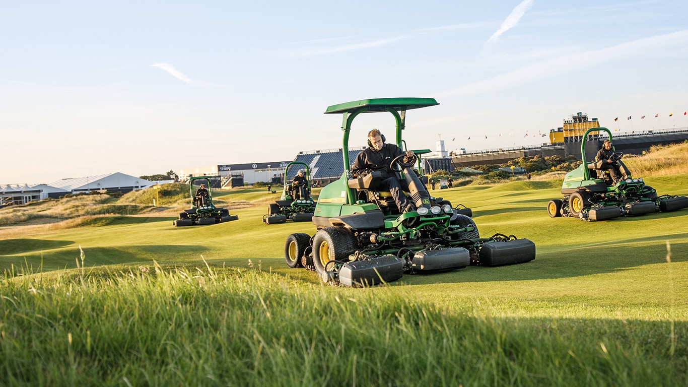 Golf- und Sportplatzpflege, Zusatzausstattungen, Trommelmäher und Vertikutiereinheit, Feld, Golfplatz, 5-Blatt-Schneideinheit