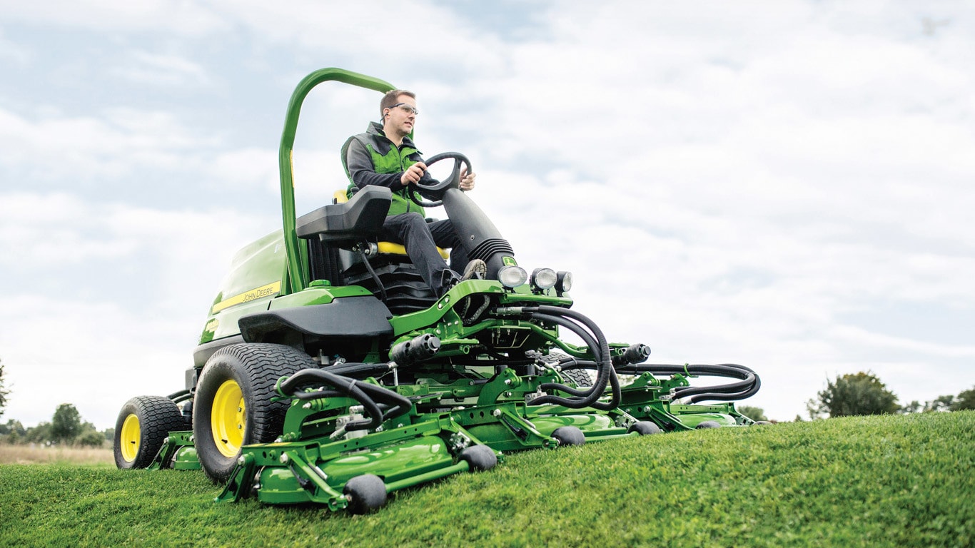 9009A, Feld, Golfplatz, Universalspindel- und Rough-Mäher, Studio, Rollen, Golf- und Sportplatzpflege